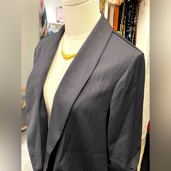 Maurices Black Blazer NWT Size Large - Picture 5 of 7